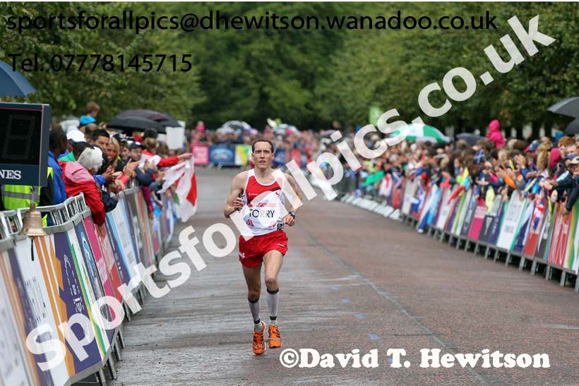 Nicholas Torry (England) in the mens Commonwealth Games Marathon, Glasgow. Photo: David T. Hewitson/Sports for All Pics